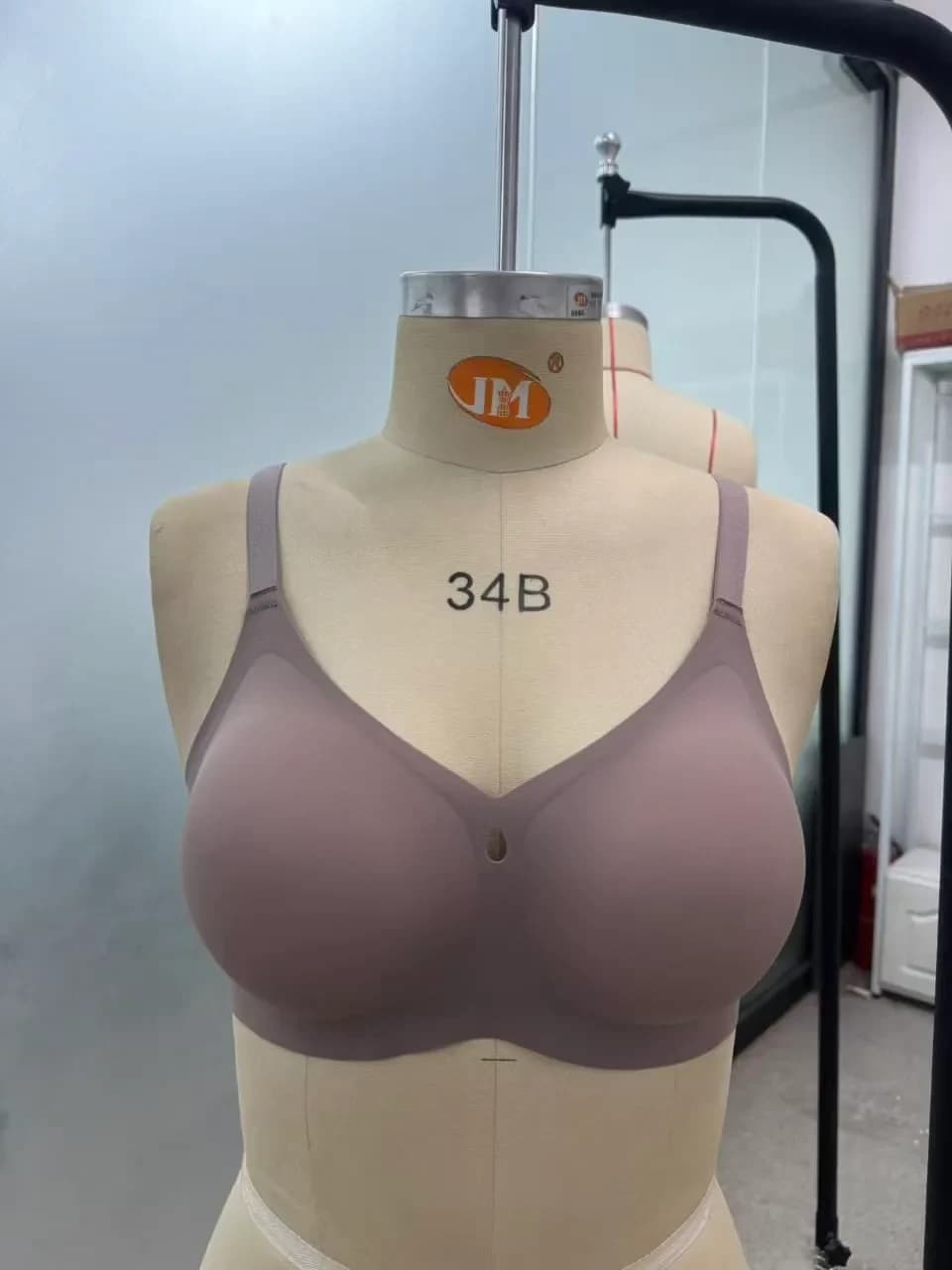 Mauve front mannequin view